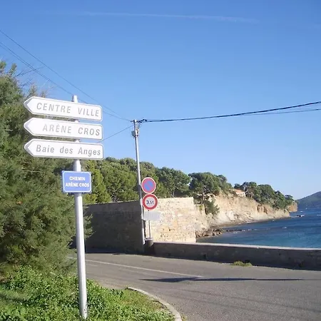 Antilles Yourhosthelper Daire